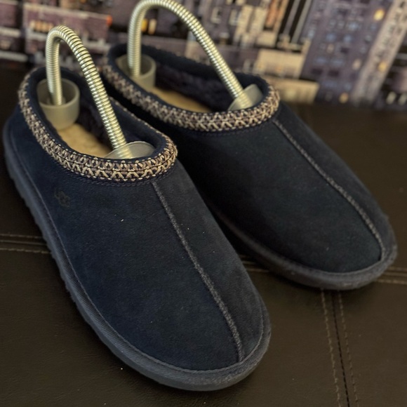 Kids Ugg Tasman slipper size 4 good condtion - Picture 7 of 7